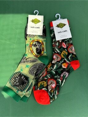 WICKED Sock Candy SET of 2 NEW Embroidered Sheer Socks Elphaba All Roads to Oz